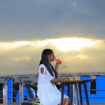 Heron Hotel Аваса Экстерьер фото