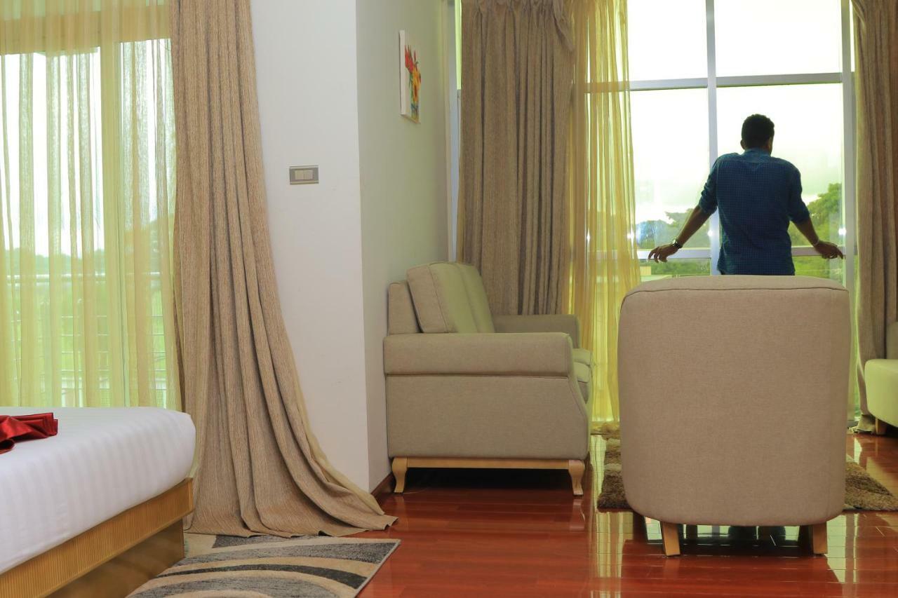 Heron Hotel Аваса Экстерьер фото